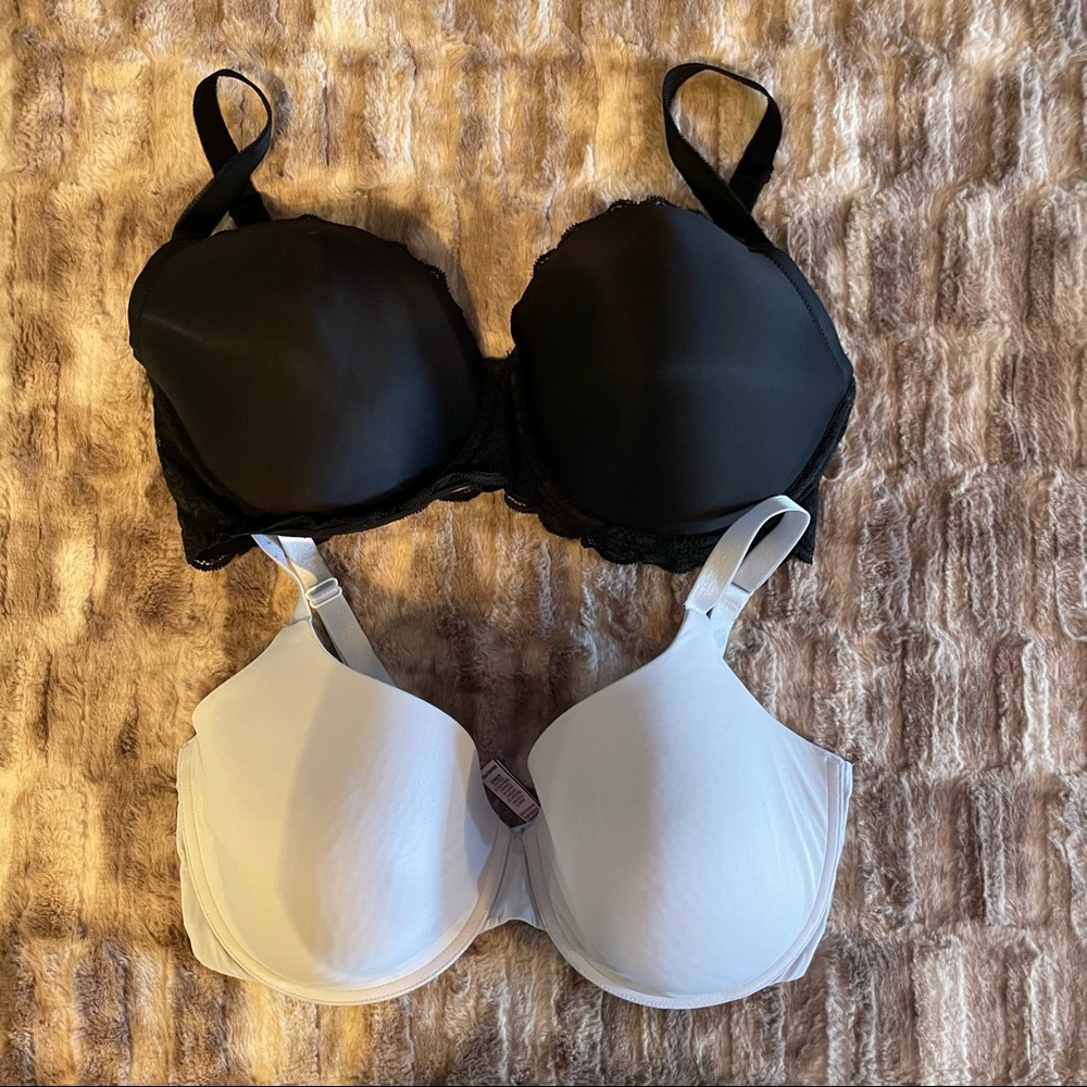2 Victoria’s Secret bras; 1 black; 1 white; 38DDD